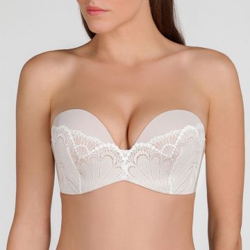 REFINED GLAMOUR STRAPLESS LACE