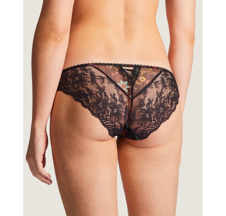 AUBADE PARIS reine des pres italian brief