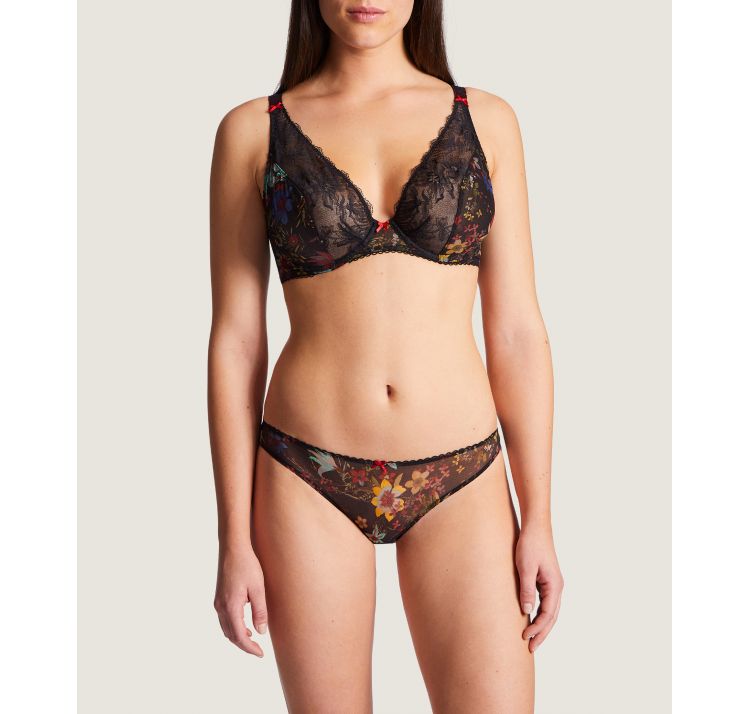 AUBADE PARIS reine des pres italian brief