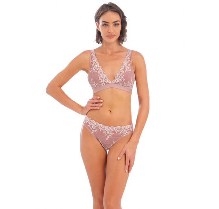 WACOAL embrace lace soft cup bra