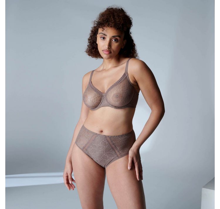 SIMONE PERELE comete wysokie figi