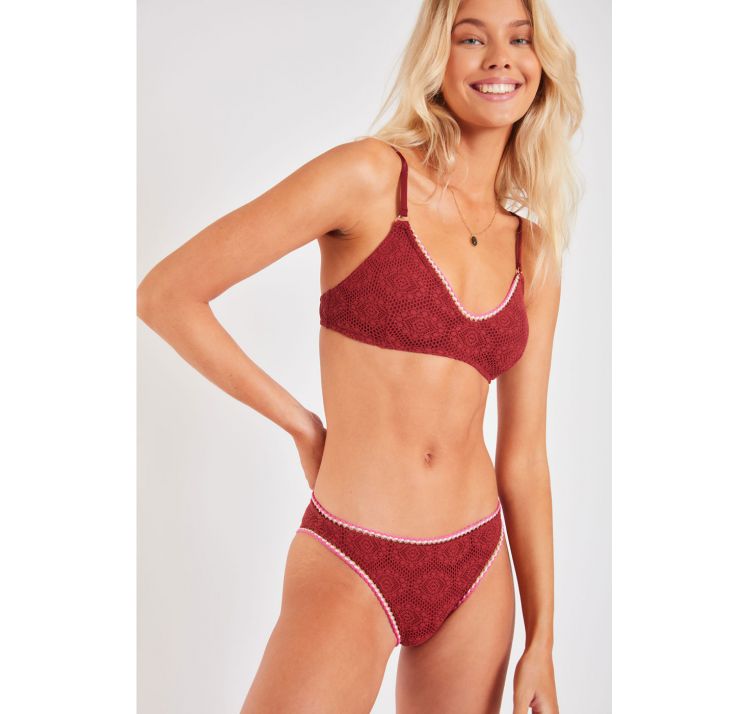 BANANA MOON crochet bikini top