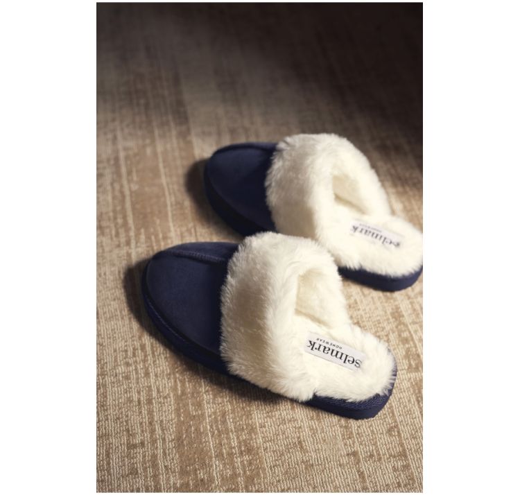 SELMARK zamszowe kapcie klapki