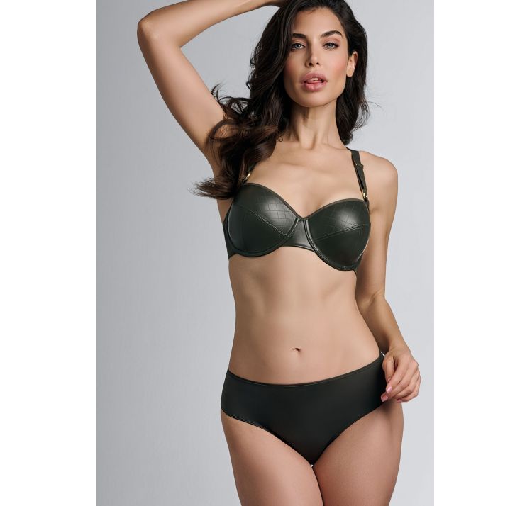 MARLIES DEKKERS femme fatale brazyliany