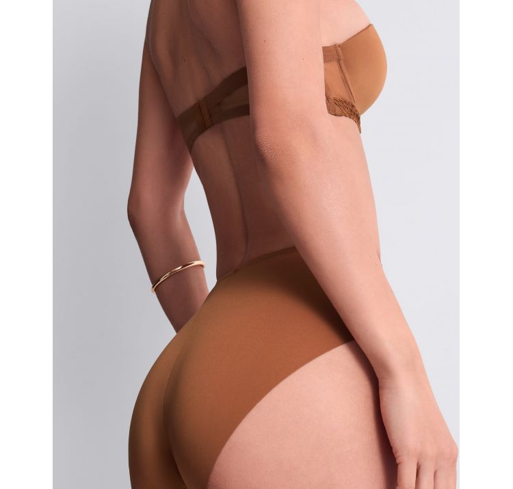 AUBADE PARIS sheer emotion bezszwowe wysokie majtki z haftowanym detalem