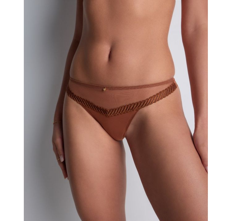 AUBADE PARIS sheer emotion bezszwowe stringi z haftem