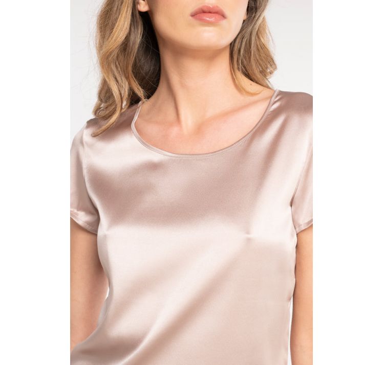 OSCALITO satynowy t-shirt 92% jedwabiu